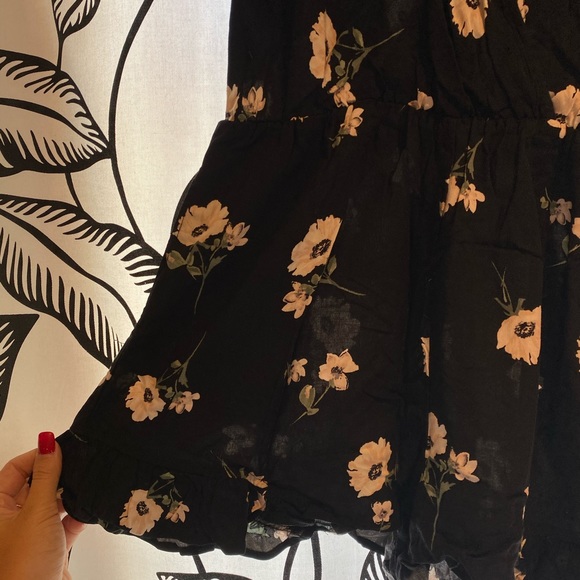 Romper - Picture 4 of 4